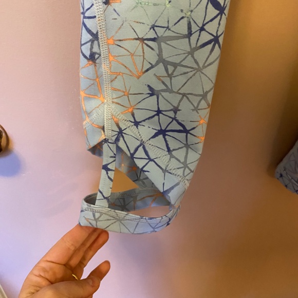 Zella Blue Feathered‎ Constellation Leggings - Picture 5 of 7